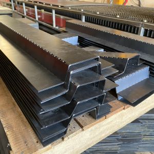 Gia công kim loại tấm là gì? Ứng dụng của kim loại tấm?